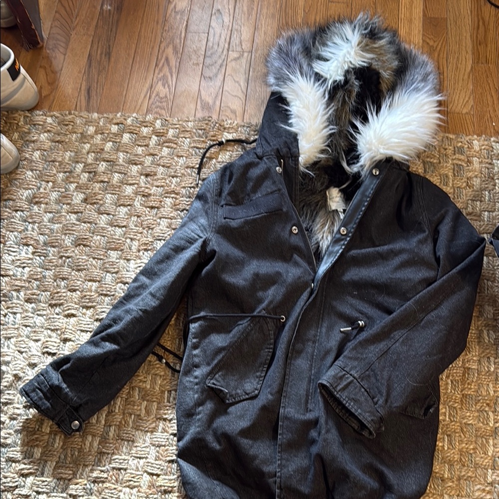 Avec Les Filles Multi color faux fur Lined Hooded parka jacket ($298), Sz S